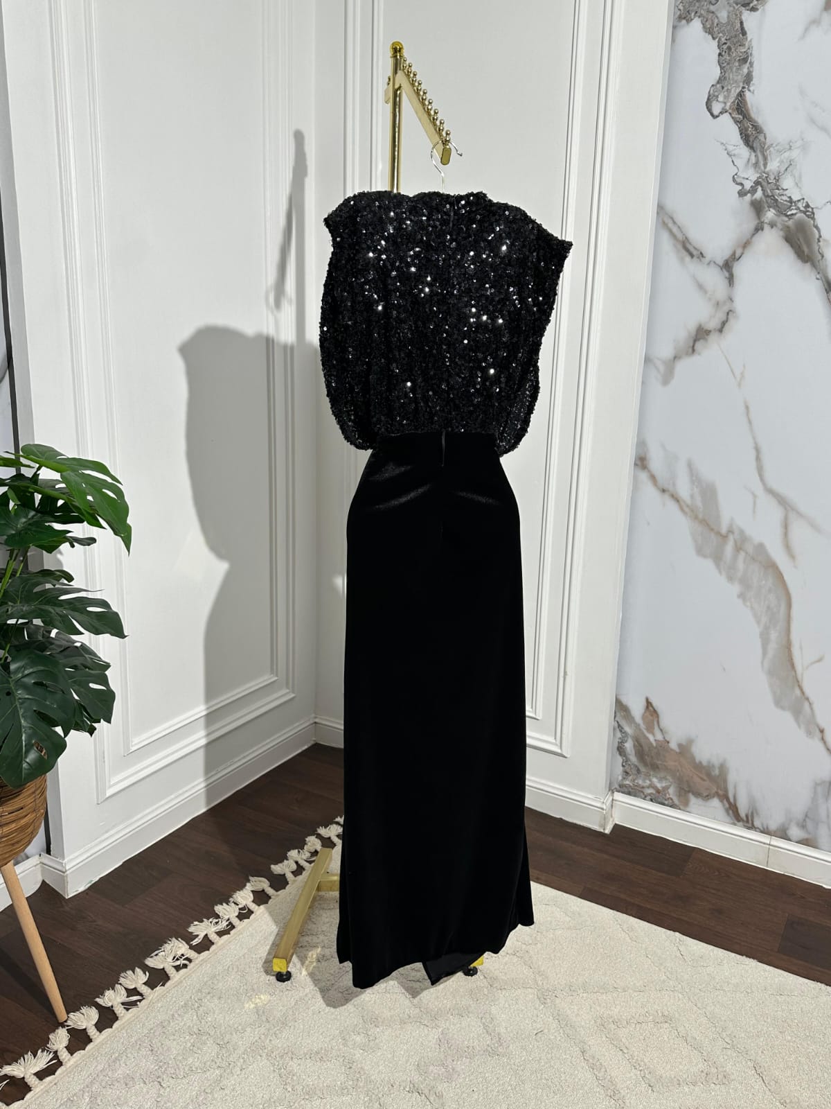 Laavira Nob Sparkle Maxi Dress